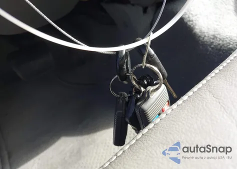 2005 Ford Crown Victoria Lx/Lx Sport z USA, uszkodzony, nr VIN 2FAFP74W35X102100